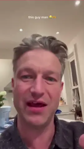couldn’t believe when i actually had a twitter notif from him again, an icon, i love him #svu #carisi #peterscanavino 