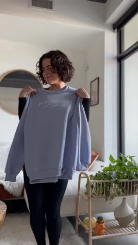 coziest sweatshirts ever 💘  get yours at The Balayage Studio in Salt Lake City 🤎 #slc #utah #saltlakecity #shopsmall #shorthair #slchairstylist #utahhairstylist #slcbalayage #slchairsalon #fitcheck #outfitideas #tiktoker #90strends #90sstyle 