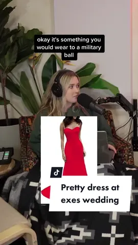 Are we team ex or team bride on this one?! #redditreadings  #twohottakespodcast 