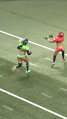 LFL | 2014 | WOW CLIP | “LILLLLLY!!!” | #lfl #allstar #athlete #WomensFootball #gridiron #football #footballgames #footballedits #lflfootball #sports #gridirongirls #legendsfootballleague #tacklefootball #mylflife #mylflus #fyp #fypシ #fypage 