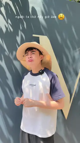 đồ đáng ghétttt 😾 #tinathaothi #tinathaothidaily