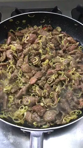 Thịt hoắng xào sả ớt. Ai nhậu cùng ko 📣📣📣