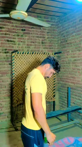 is dewany ko tarsa ky tu kha jaty h 🥰😎#tarending #WeLoveToSmile #fypシ #viraltiktok #viral #foryoupage #bhuran__tv #standwithkashmir 