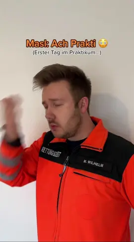 Wart ihr schon einmal in einem Rettungswagen und wie war eure Erfahrung? 🥰🚑 #rettungswagen #pflege #rettungsdienst #112 #sanitäter 