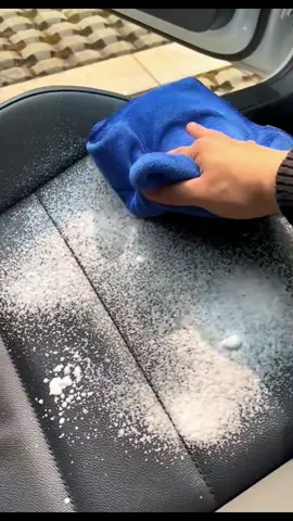 The car is dirty, use this foam cleaner to get it done easily!  #carinteriorcleaning#carcleaning#carcare#carrepair#foamcleaner#cleaner 