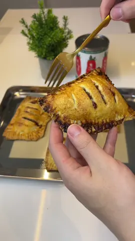 Trying the Apple hand pie recipe from Joshua Weissman, check out his website and YT channel for more! #applepie #baking #pastry #mcdonalds #fastfood #caramelapples #Foodie #EasyRecipe 