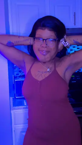 🤎 DC@treasures_affect #dance #lipstickonjass #sexy #fypシ゚viral #beyonce #happy 