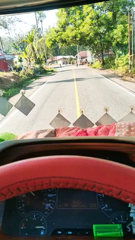 sukses tak kenal gengsi cukup bekerja keras dan tak kenal gengsi😮