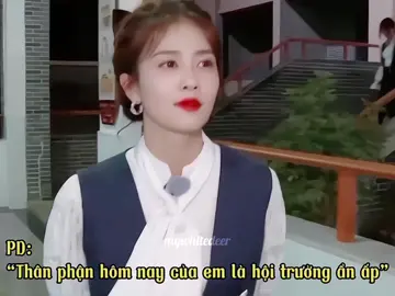 Khi bạn yếu nhưng đồng đội bạn toàn vip pro =))) ẻm biết ẻm đấu không lại nên đi tìm đồng minh luôn. Ai mà ngờ mấy ông mạnh nhất toàn không đủ tiền để đổi team nên thành ra ở team ẻm hết. Tập này xem x é bảng tên của Thần ca mà đã #bailu #bachloc #bạchlộc 