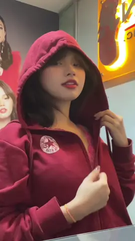 Jojo’s bizarre adventure 👀 #fyp #girls #anime 