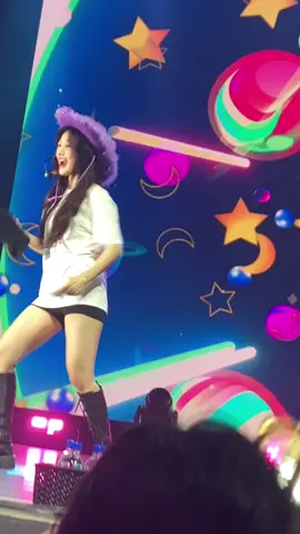 i will forever hold my hi high choerry purple cowboy hat fancam close to my heart#choerry #loona 
