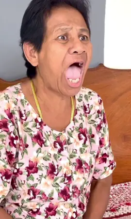 ปากต่อปาก คำต่อคำ ป้ารัตนาสู้ไม่ถอย 😆 #รัตนา #ป้ารัตนา #รัตนาห่อเร #รัตนาหมอปลา #หมอปลา #หมอปลาแฟมิลี่ #พี่โนชมาแล้ว 