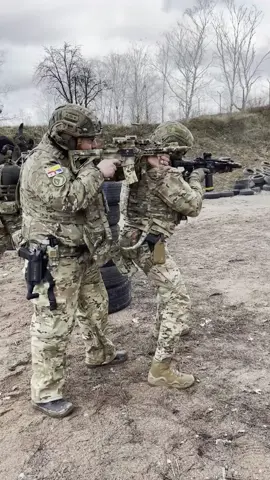 Tactical training for 1>10 TEAM 🇺🇦 #army #tactical #military #ukraine #socialtraining #oneoverten #armytraining #kyiv 
