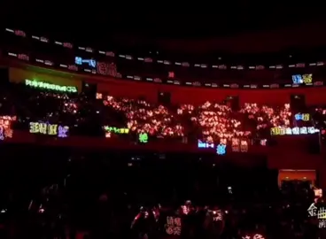 Full phần trình diễn của Thi Tình Họa Dịch trên sân khấu B50 hôm nay . Fan SQHY mãi đỉnh. OTP mãi keo.. #otp #thitinhhoadich #sqhy #thitìnhhọadịch #zhoushiyu #châuthivũ #wangyi #vươngdịch 