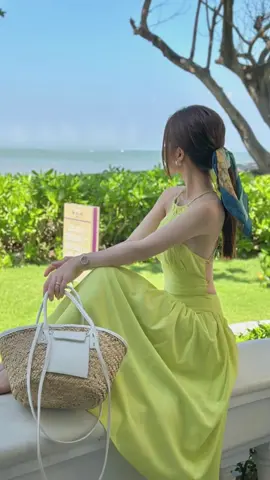 Ngày ngày trang điểm nhạt và mặc bộ đồ ưa thích Không ngưỡng mộ ai cũng không cười nhạo ai.. 👗