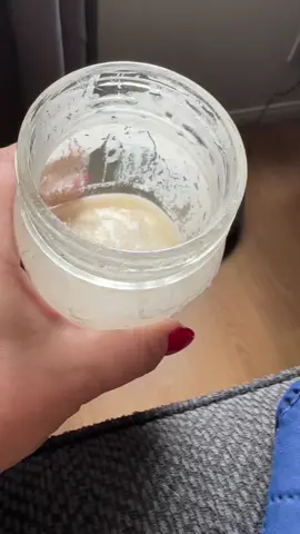 Help #starter #sour #sourdough #foryou #fyp #viral #creator #fyoupage #momtiktok #momanddaughter #making #badstarter #amsad #whatswrong #help #helpme 
