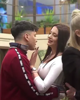 elzey damarim.. #kısmetseolur #kısmetseoluraşkıngücü #elzey #kısmetseolurelsed #zeydgümüştutan #elifnuryel #foryoupage #fypシ #kesfetduasi🧕🤲🏻 #zeydelif 