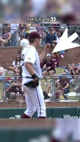 WHAT A CATCH BY THIS FAN 😱 #catch #baseball #collegebaseball #collegesports  #whatacatch #aggies 