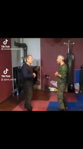 #fighter #Russia #martialarts #kravmaga #Fitness #FitTok #crazyrussiandad #kravmagacaveira #dancefight #wmd #hillbilly #kungfu #kungfuboy #kungpow 