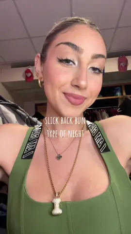 you get it…linked in my storefront 😘 #amazon #amazoninfluencer #amazonmusthaves #hair #slickbackbun 