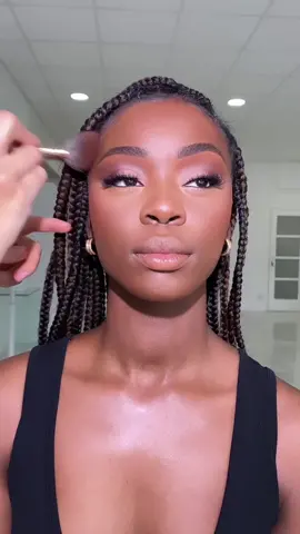 Soft glam tutorial part 2 🖤#foryou #foryoupage #makeup #fypシ #pourtoipage #viral #tutorial #tutorials #makeuptutorial #makeuphacks #makeuphacks #melanin #makeupartist #pourtoi #viralvideo 