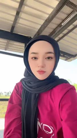 Holiday dulu baru kamu ya🤍 #fyp #fypage #foryoupage 