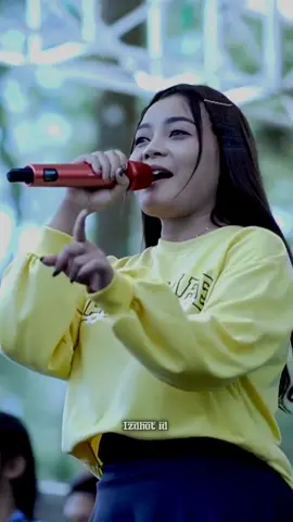 Icha_Kiswara, BERLAYAR TAK BERTEPIAN #ichakiswara #berlayartakbertepian #fypシ #fyp #viral #dangdut #dangdutkoplo 