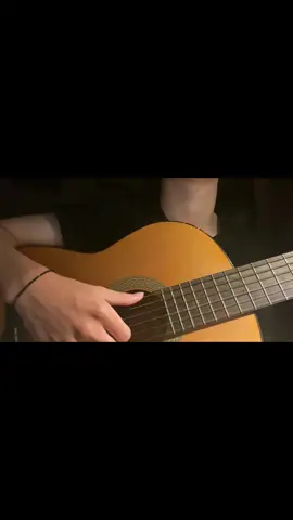 bertaut - nadin amizah 🥀 yang sayang mama ayo absen full nya cek youtube di profile. #karaoke #bertaut #nadinamizah #gitar 