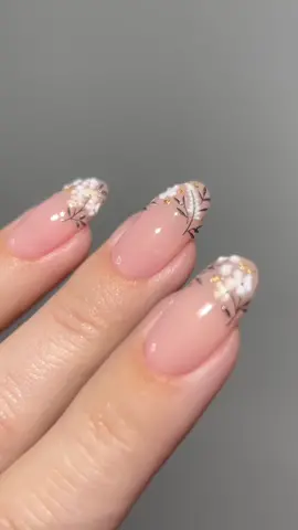 🌼☁️✨🤍 The easiest spring floral mani you'll ever see. Loving these flower stickers lately 😌 •all products are linked my amzn in bio #DIY #nails #nailart #flowernails 