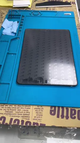 لاصق ضد الكسر وضد بصمات الاصابع بسبب التعرق #متوفر لاجهزة الايباد السعر ١٥ الف دينار #تاج البيان للالكترونيات #العراق 