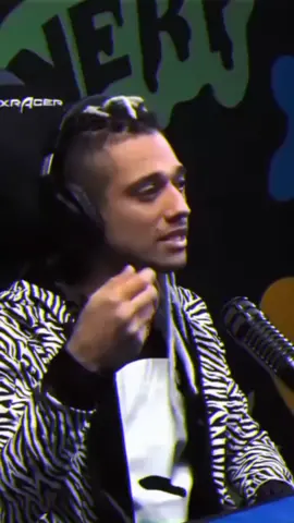 💭 A depressão é simplesmente #status #reflexão #sadedits💔 #elgato 