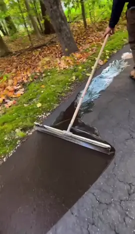 #oddlysatisfying #satisfying #satisfyingvideo #asphalt #road #construction #fyp #youpage #repost (no copyright intended, DM for removal) 