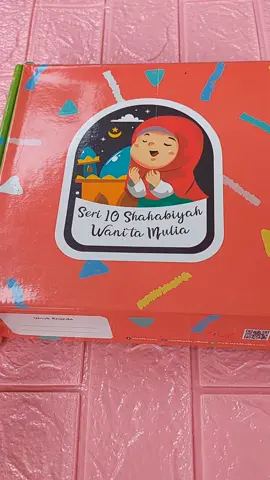 tau gak sih bun? anak-anak perempuan itu membutuhkan figur idola yang dekat dengan karakternya sebagai seorang perempuan salah satu nya adalah 10 karakter shahabiyah ini.. 😊 #buku #bukuceritabergambar #bukuceritaanakislami #shahabiyahrasulullah #10shahabiyahwanitamulia  #berandafyp #masukberandafyp 