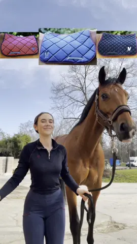 matchy-matchy con il tuo cavallo ? Ci pensa #mbreeches ❤️ Tnx to @mathiberenga  #horsefashion #horsegirl #equestrian #saddlepad #matchy #breeches #horse 