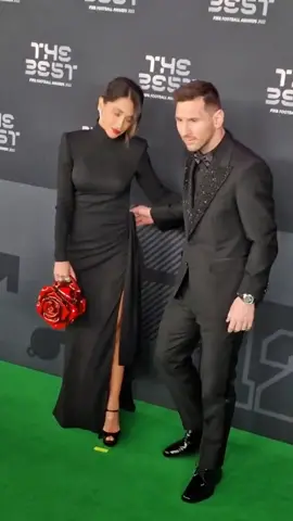 #Lionelmessi #messi #antonelaroccuzzo #antonellaroccuzzo #thebest #fifa #Paris #argentina