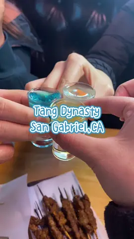 All my 626 friends… we finally have a spot that opens late! No more late night drives to ktown! #626food #626eats #sgveats #sgvfood #Foodie #drinks #skewer🍡 #nightlife #soju #cocktails 