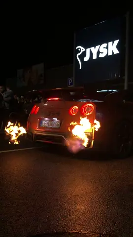 GTR🔥#car #cars #cartok #carmeet #carspotter #fyp #fypシ #viral #viralvideo #jdm #gtr #gtr35 #gtrr35 #nissan #nissangtr #r35 #r35gtr #r35godzilla #flames #gtrflames #v6 