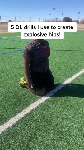 The key to generating more power out of your stance is your hips. Like and send to a DL who needs this. #defensivelineman #defensivelinetraining #defensiveline101 #defensivelinecoach #passrush #passrushtraining 