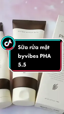 Sữa Rửa Mặt Tẩy Tế Bào Chết Byvibes Wonder Bath PHA 5.5 PH Balancing PHA Cleansing Foam giúp duy trì sự cân bằng độ pH trên da, bảo vệ hàng rào độ ẩm để giữ cho da luôn ẩm mượt và khỏe mạnh, nhờ đó, bạn sẽ không có cảm giác khô căng, khó chịu sau mỗi lần sử dụng. #suaruamat #suaruamatbyvibes #sữa_rửa_mặt #sữarửamặt #byvibes #myphamsale 