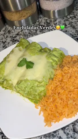 Enchiladas verdes my way😋🤌🏻🍽️👩🏻‍🍳@bloomnu #Foodie #bloompartner #dinner #lunch #comida #enchiladasverdes 
