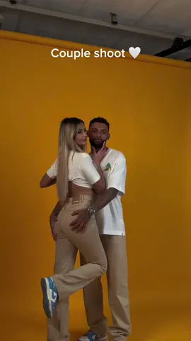 Love moments like this 🤍 #photography #fotoshoot #loveshoot #coupleshoot #couple #koppel #photomagic #photographer #fy #fyp
