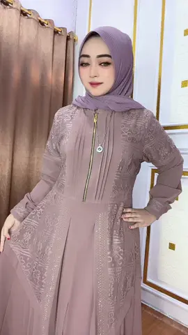 #rizambusana02 #TerimaTantanganRoyco #gamiswanita #dresscantik #gamispestasyari #bajulebaran #kaftanlebaran2023 #dresskondangan 