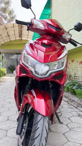Presenting you Komaki SE, the most powerful Electric Scooter. Check out more on our showroom at Baluwatar📍 #komakievnepal #unitytrading #komakise #electric #evscooter #nepal #adventure #fyp #automobiles 