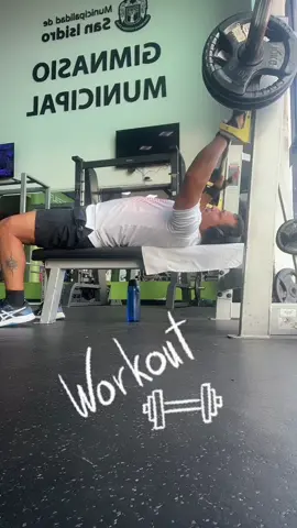 Dedícate a ti !! #soloparati #hasloquetegusta #gym #complejosanisidro #limaperu🇵🇪 