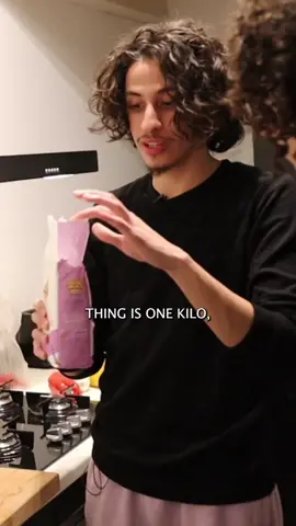 (not a tutorial) #pizza #cooking #baking #italy 