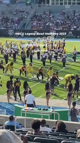 🔉🎶A snippet of the @asuhoneybeez and @bamastate_drummajors doing their thing today at the 2023 @hbculegacybowl 🔥 💪🏾 #hbcubands #hbcudancers #hbcuunity #hbcuculture #musicsaveslives #hbcupride #hbculegacybowl #alabamastateuniversity #fypシ #hbcu #fyp 