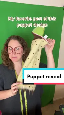 It’s always an exciting reveal #puppetbuilding #sewing #puppet #fur 