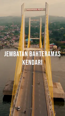 Jembatan Bahteramas Kendari. Shot on dji mini 2 #TerimaTantanganRoyco #dronevideography #djimini2 #djiindonesia #kendari #jembatanbahteramas #jembatanbahteramastelukkendari 