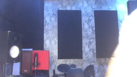 New dope sound from chain slat.