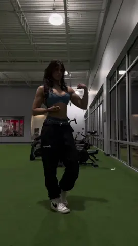 link in bio, if u use my code dm me or ss it so i can post it❤️ #trending #gymgirl #GymTok #goviral #targeted #pre #pump #trending tik tok im 18!! 
